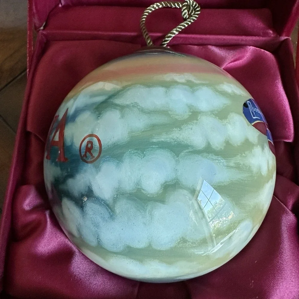 Ne'Qwa Hand-Painted Southwest Airlines Art Christmas Ornament 4.5 Inch Box Rare